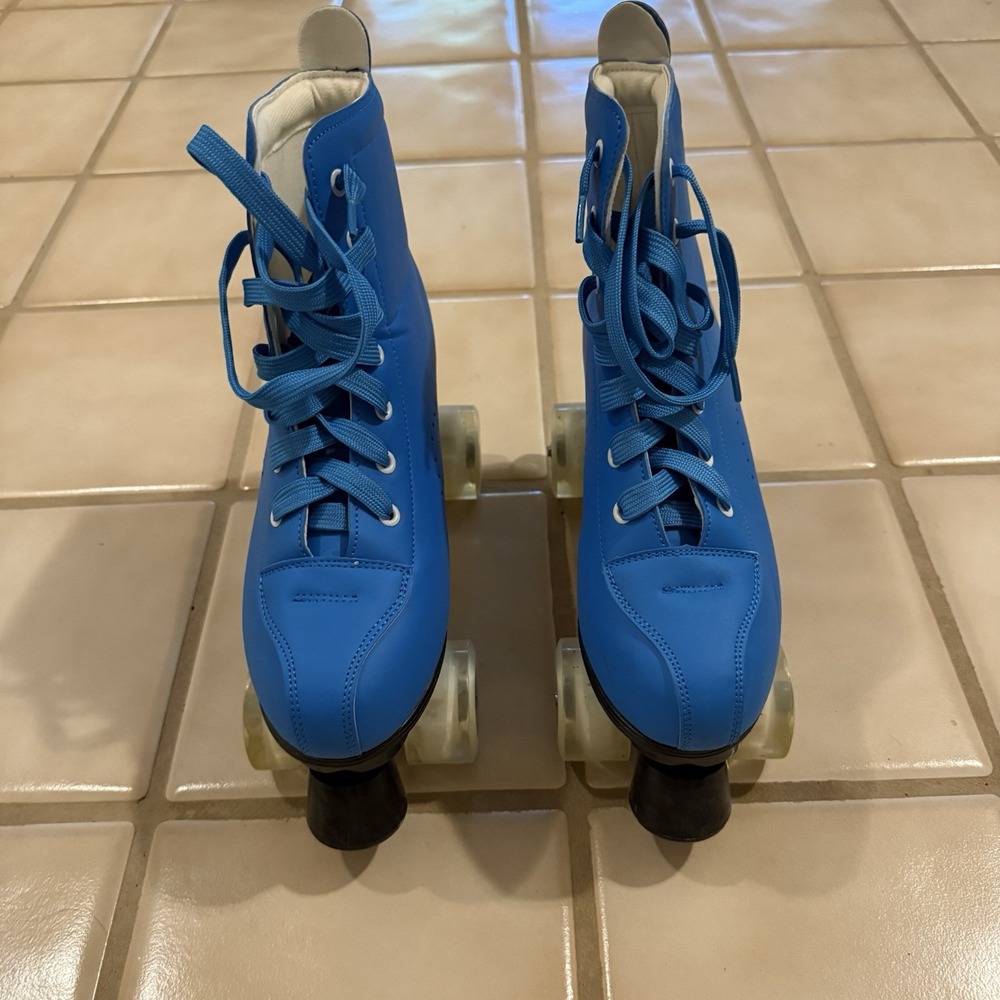 Blue Women's Classic Roller Skates